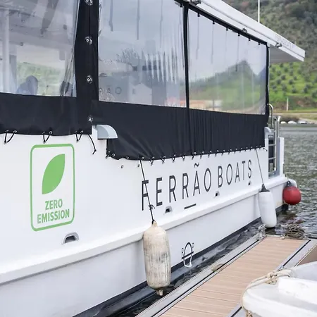 Ferrao Boats Hotel na wodzie Sabrosa